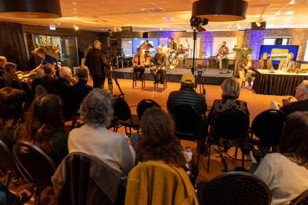 Foto van het streektaalsymposium